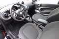 Daumennagel 4 - smart fortwo coupe Kamera, Navi, SHZ, Panorama