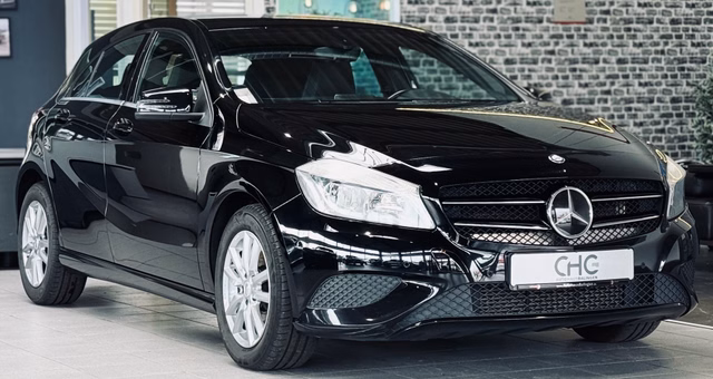 Mercedes-Benz A 180 BlueEfficiency NAVI|SHZ|KLIMA|PDC Gebrauchtwagen Kaufen | EZ 05/2013 | Preis 9.000 €