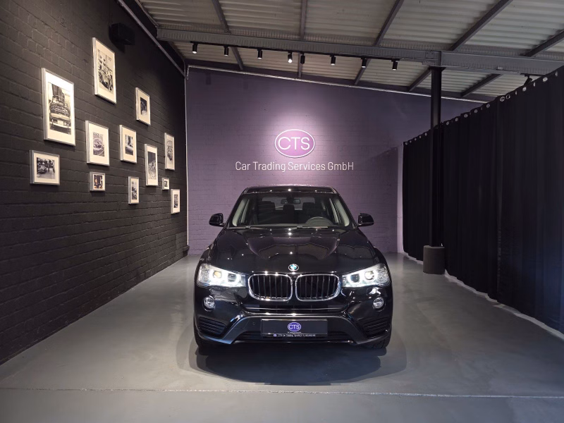 BMW X3 xDrive 20 d/ PANO