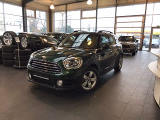 MINI Cooper Countryman Year-old for sale