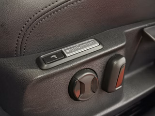 Volkswagen R-LINE/Highline/D-LED/ACC/NAVI/KAM/SHZ/LRH - foto 6