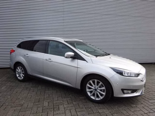 Ford Focus Turnier Titanium 5J-Gar. NAV CITY-STOP SH - foto 1