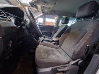 Volkswagen Tiguan Elegance 2.0TDI*MATRIX LED*1.HAND*AHK*ACC - bilder 9