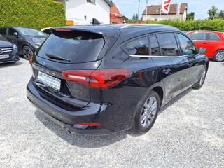 Ford Focus Turnier 1.5 EcoB. Tit. Aut. Matrix-LED Pano ACC B&O AHK Titanium - foto 3