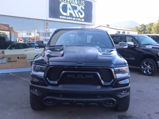 Dodge RAM Rebel Crew Cab 5,7ltr 2020 Nigth 12" NAP Bakflip Distanzscheiben