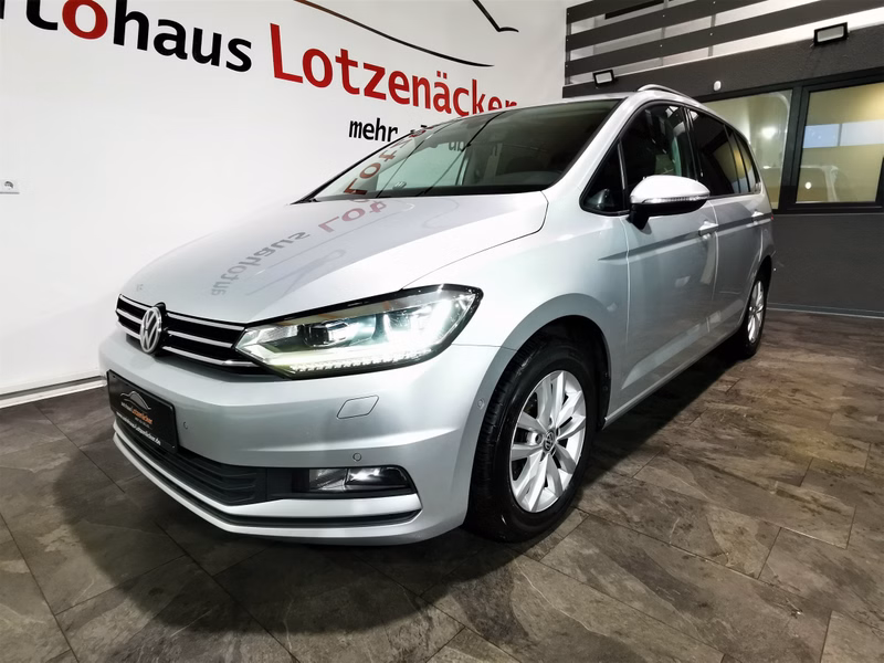 Volkswagen Touran 1.6 TDI Comfortline 7-SITZER|LED|ACC|AHK