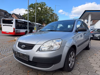 Kia Rio 1.4 Attract 5 türig 2. Hand TÜV 9/26