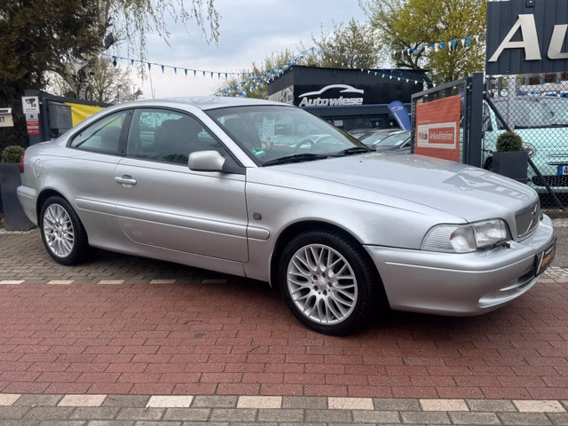 Volvo C70 2.4T Coupe 193PS*Klima*Szhz*Alcantara*Temp - foto 1