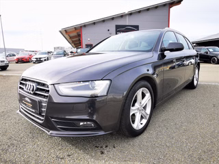 Audi A4 Avant 2.0 TDI 1.HAND|AHK|NAVI|PANO|DSP|STANDH|B-XEN Used vehicle for sale | First registration 08/2015 | Price 13.490 €