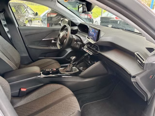Peugeot 208 Allure  LED CarPlay SHZ PDC Tempomat - bilder 16