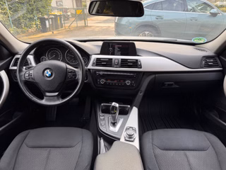 BMW 320D Touring/18-Zoll M Felgen/ - foto 16