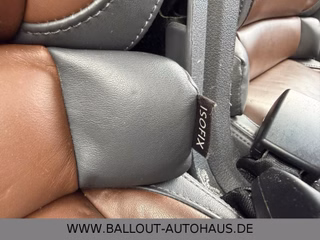 Volkswagen Touran Highline*2.HAND*KLIMA*NAVI*TEMPO*AHK*SHZ* - bilder 22