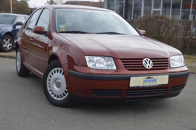 Volkswagen Bora Highline *8-fach*Scheckheft*2.HAND* Gebrauchtwagen Kaufen | EZ 03/1999 | Preis 1.490 €