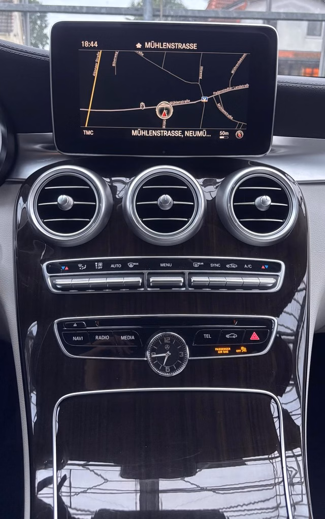 Mercedes-Benz C 180 CGI  NAVI/KAMERA/TÜV NEU - foto 8