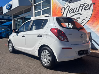 Hyundai i20 Classic 12Monate-Garantie/Klima/Winterräder inkl. - bilder 5