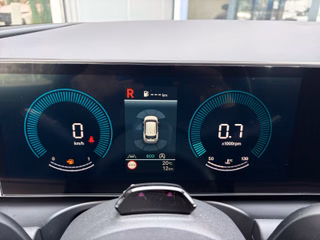 Hyundai TUCSON FL MJ27 Navi SmartKey LED Klimaautomatik - bilder 10