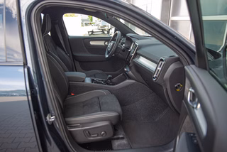 Volvo XC40 B4 Plus Dark Schiebedach*ACC*360°Kamera*BLIS*  2WD - foto 10