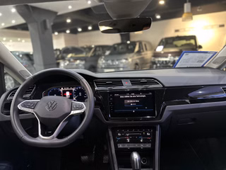 Volkswagen Touran 2.0TDI DSG 7SITZE STANDHZ SOUNDSYS CARPL. - bilder 39