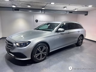 Mercedes-Benz E 220 d AVANTGARDE+FACE+WIDE+LED+CAM - photo 1