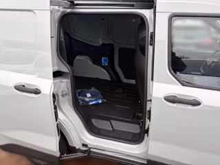 Ford Transit Courier BEV Trend +WINTERPAKET+ - foto 2