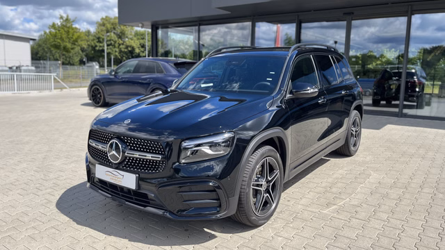 Mercedes-Benz GLB 200 d AMG Advanced Plus, Night Paket, Multibeam age.one-day registration Kaufen | EZ 11/2025 | Preis 42.985 €