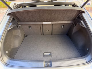 Volkswagen T-Roc Sport Automatik ACC SHZ - foto 40