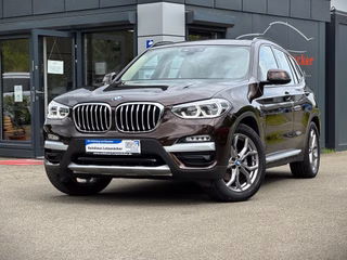 BMW X3 xDrive 20 i xLine Pano AHK HUD 8-Fach BMW Used vehicle for sale | First registration 01/2019 | Price 28.990 €