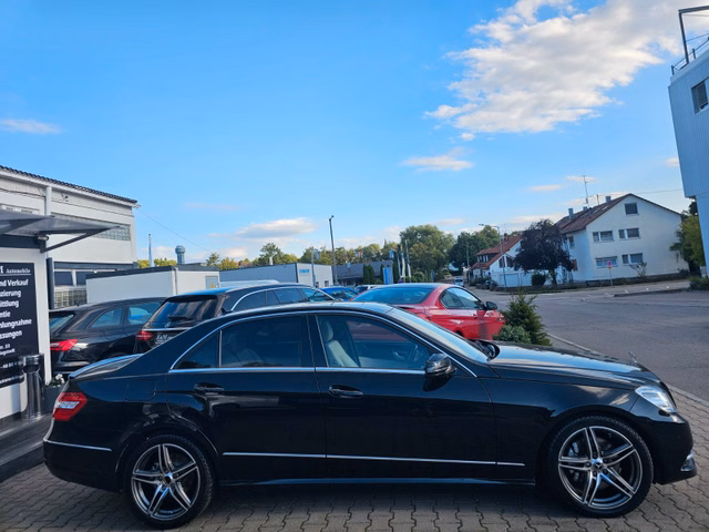 Mercedes-Benz E 250 Limousine*AVANTGARDE*NAVI*XENON*PDC*SHZ* - bilder 8