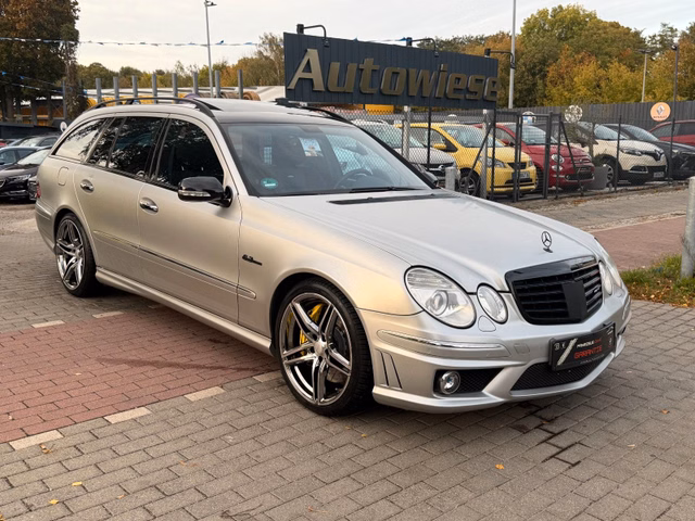 Mercedes-Benz E 63 AMG T-Modell*Keyless*Alcantara*Distronic* - foto 3