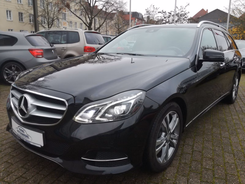 Mercedes-Benz E 220 CDI T-Modell*AUTOM.*NAVI*LED-ILS*SITZH.*