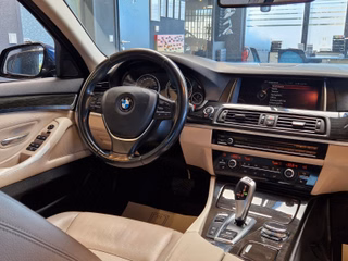 BMW 535d xDrive Luxury*Navi*Kamera*Bi-Xenon* - bilder 11