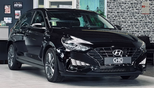 Hyundai i30 Trend Mild-Hybrid CARPLAY|SHZ|LHZ|KAMERA|ACC Gebrauchtwagen Kaufen | EZ 07/2023 | Preis 15.690 €