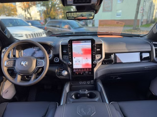 Dodge RAM Laramie Night Premium + 3 Jahre Garantie AHK + elekr. Heckklappe + Beifahrerdisplay - bilder 17