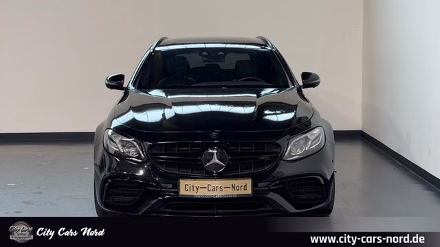 Mercedes-Benz E 63 S AMG T 4Matic KERAMIK+PANORAMA+360°+DTR+ - bilder 8