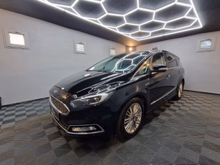 Ford S-Max Vignale|7 SITZER|AUTOM|LEDER|PANO|LED|STHG