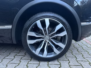 Volkswagen Tiguan Highline 4Motion/R-line/1.Hand/ - foto 10