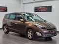 Daumennagel 1 - Renault Grand Scenic 1.9 dCi Navi Leder AHK