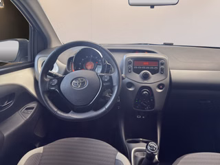 Toyota AYGO x-business Klima Bluetooth - photo 1