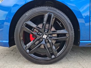 SEAT Ibiza 1.0 TSI FR Pro Black Edition DSG / PANORAMA / NAVI / KAMERA - foto 13