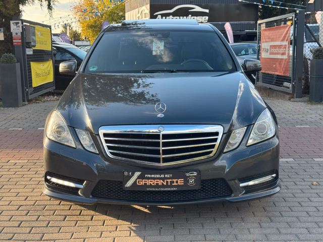 Mercedes-Benz E220CDI AMG*Lim*Aut*Nav*Xen*Leder*Temp*WEBASTO - foto 2