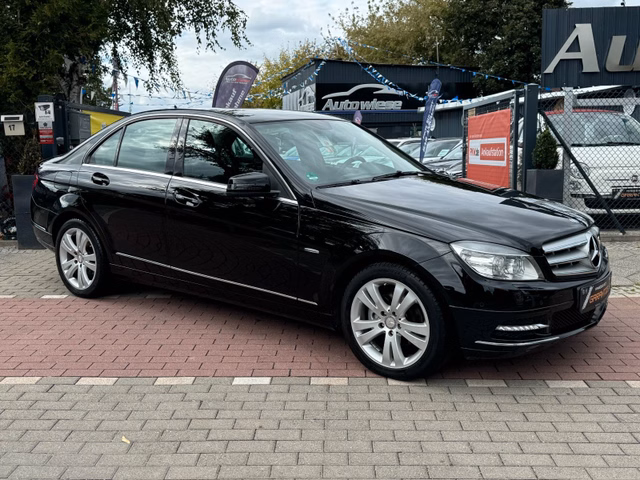 Mercedes-Benz C 180 CGI Automatik*PDC*Szhzg*Xen*Temp.*TÜV NEU* - foto 1