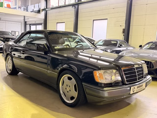 Mercedes-Benz E 320 Cabrio Sportline *H-Kennzeichen*Sammler - photo 4