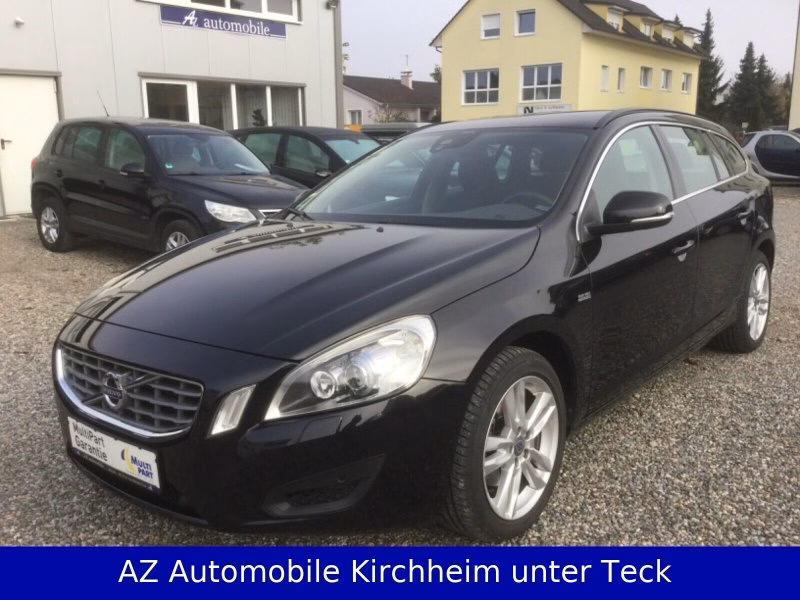 Volvo V60 V 60 Kombi Momentum T4 NAVI AUTOMATIK XENON SHZ
