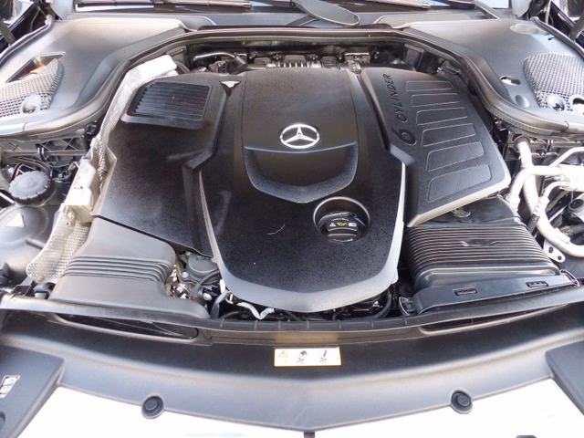 Mercedes-Benz E 400 d 4Matic AMG-LINE*PANO*360°KAMERA*NAVI* - bilder 10