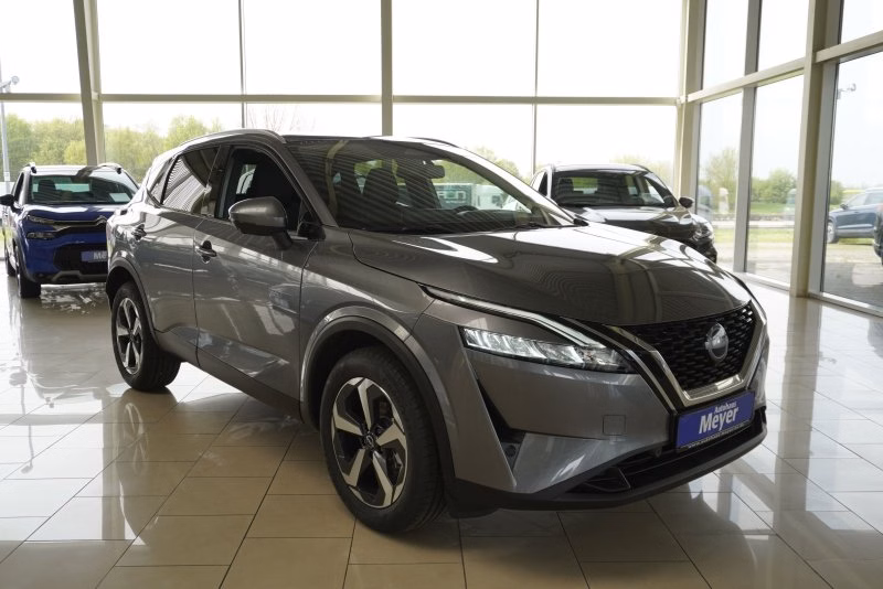 Nissan Qashqai 1,3 DIG-T PANO/NAVI/LED/ACC/KAMERA  **