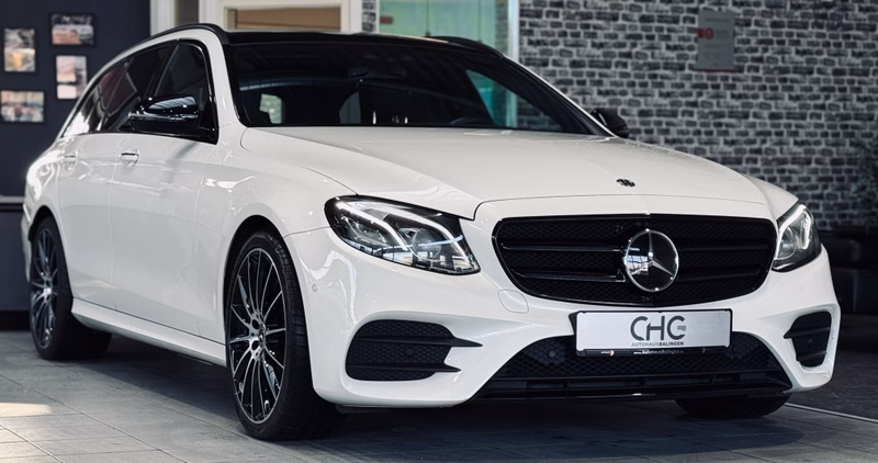 Mercedes-Benz E 400d 4M AMG Line BURMESTER|PANO|NIGHT|WIDESCREEN