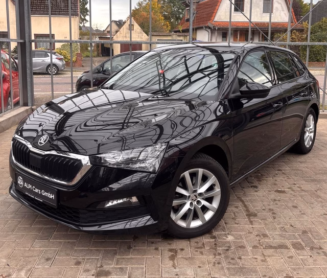 Skoda Scala 1.6 Ambition  VIRTUAL COCKPIT/NAVI/TÜV - foto 1