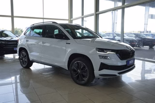 Skoda Karoq Sportline 1,5TSI DSG 4*J.Gar/aAHK/Matrix/Navi    **