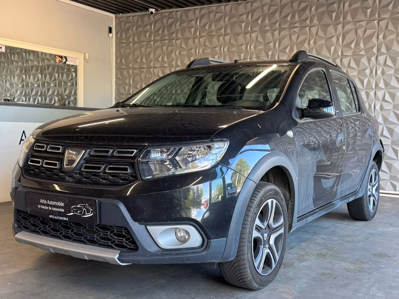Dacia Sandero II STEPWAY CELEBRATION NAVI KLIMA KAMERA
