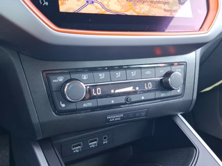 SEAT Arona 1.0 TSI Beats KLIMA / NAVI / KAMERA / SITZHEIZUNG - foto 8